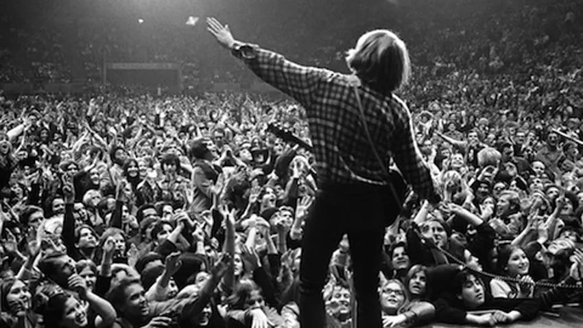 John Fogerty kirjoitti vuodessa neljä top 10 -singleä – miksei kukaan kykene nykyään samaan?