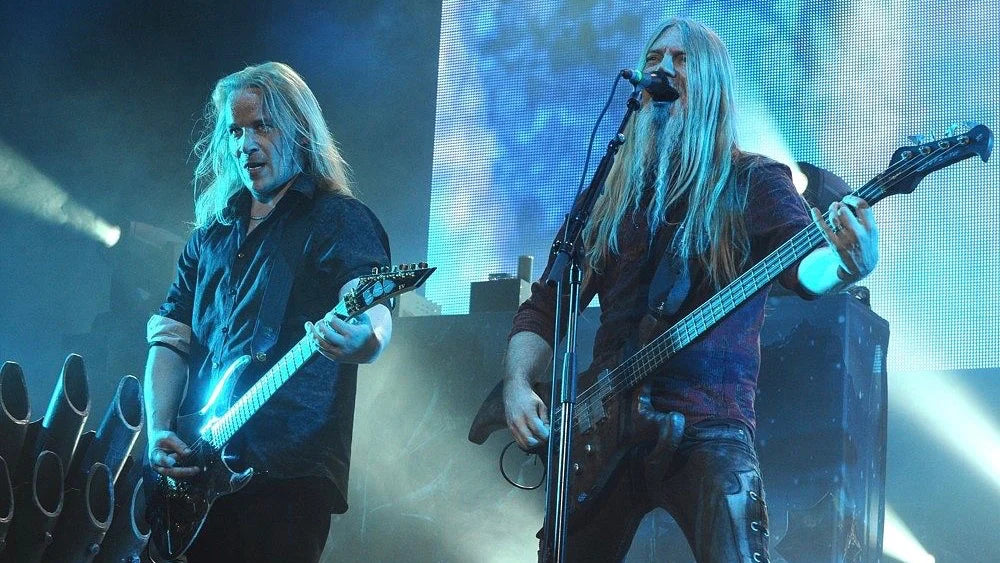 Nightwishin, Amorphiksen ja Haloo Helsingin kokemuksia Kemperin profiloivasta vahvistimesta